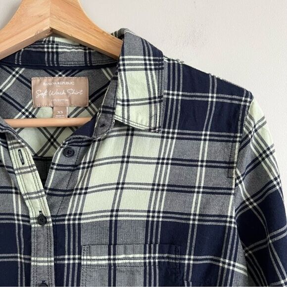 Banana Republic Soft Wash Shirt Plaid Button Down Sz XS - Picture 2 of 7